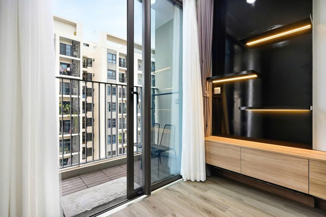 Khu vực ban c&ocirc;ng căn hộ I3-27.10 dự &aacute;n H&agrave; Đ&ocirc; Centrosa
